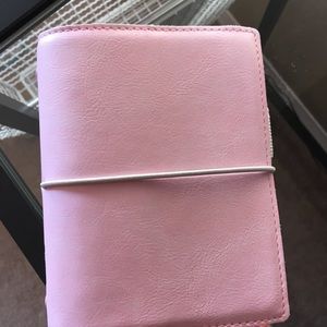 Filofax pocket domino soft pink planner